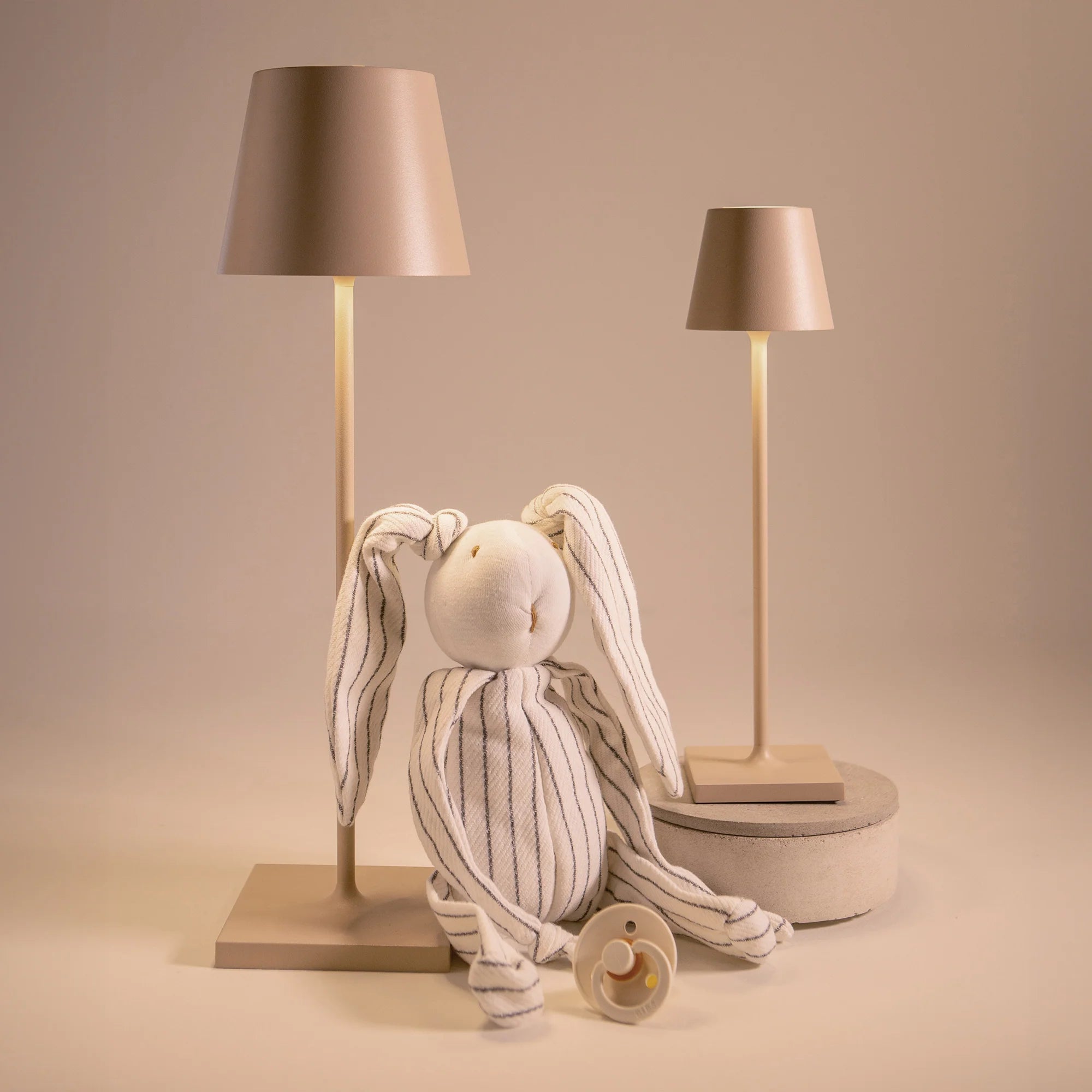 Zafferano Poldina micro stona lampa