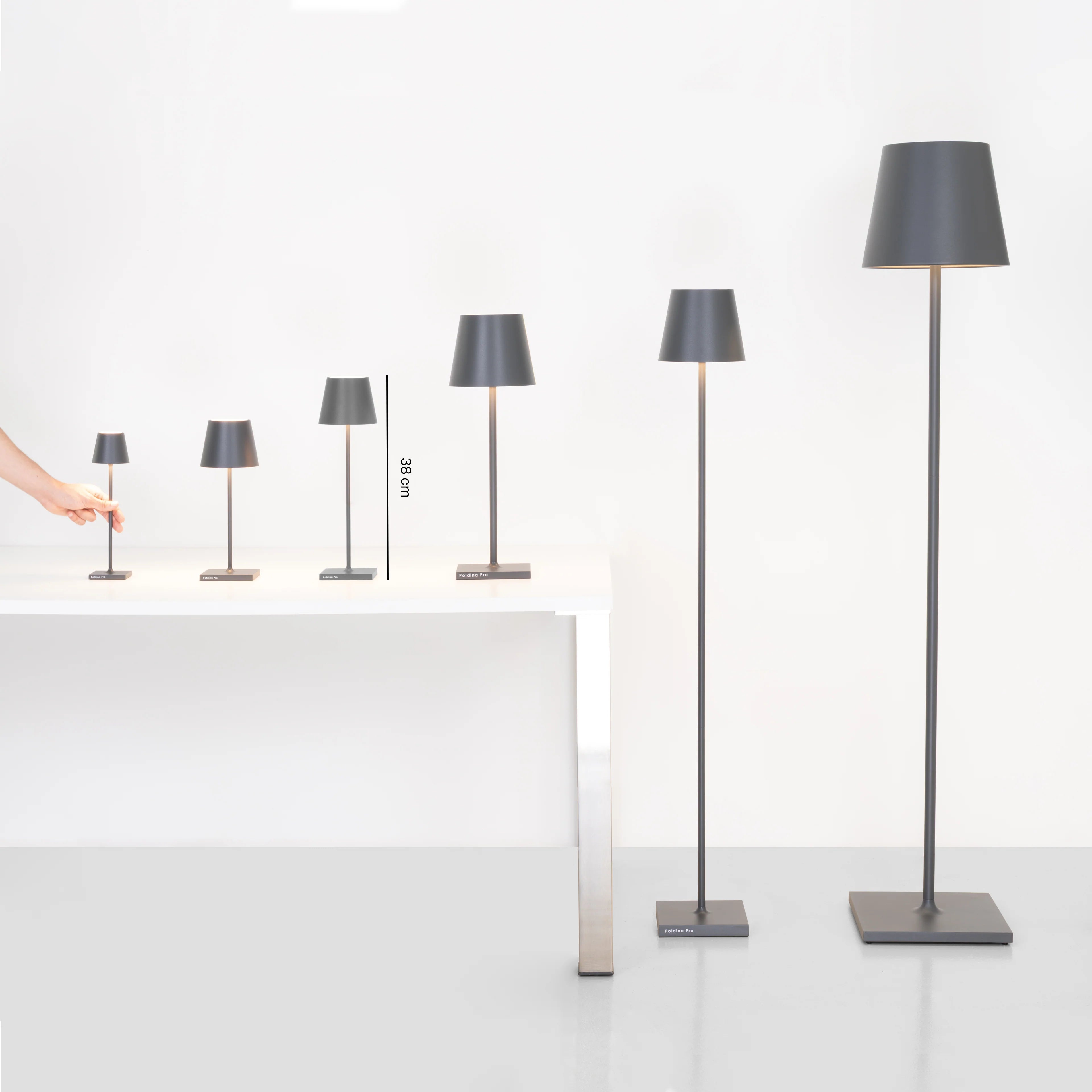 Zafferano Poldina stona lampa